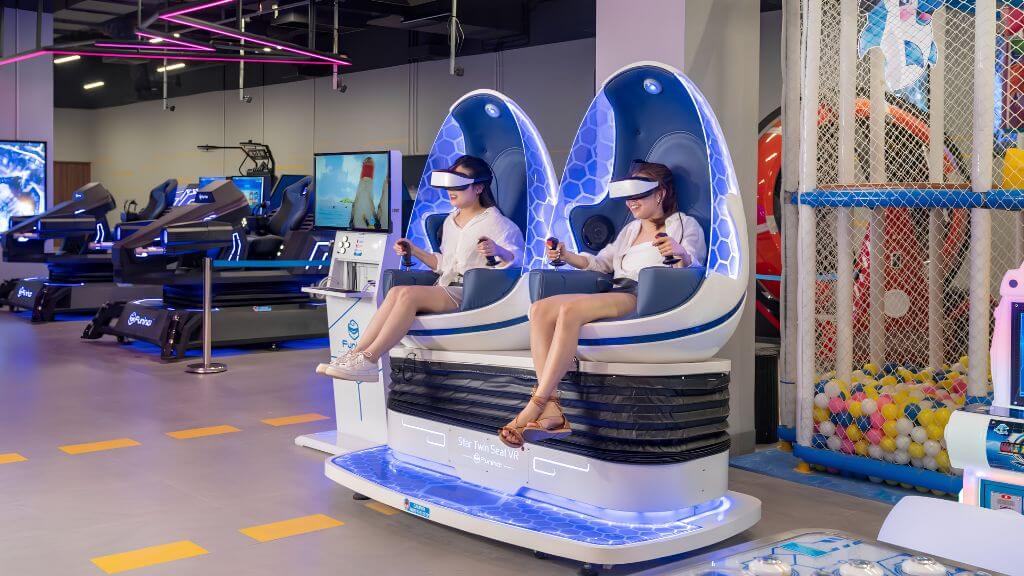 Trải nghiệm ghế mô phỏng thực tế ảo VR dạng hình trứng tại Cát Bà