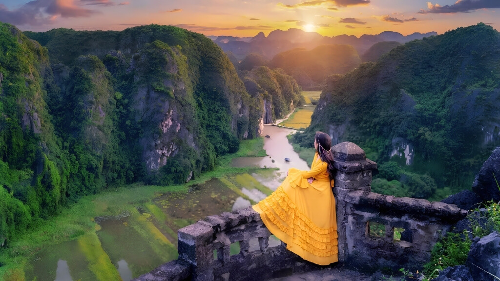 Khung cảnh non sông tráng lệ của Ninh Bình