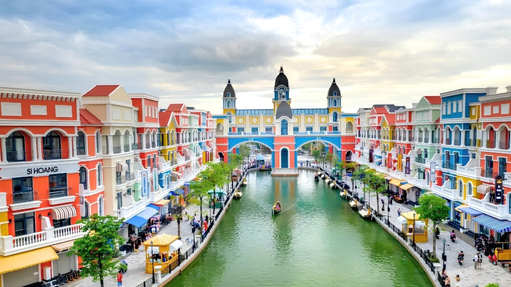 Grand World   thành phố không ngủ