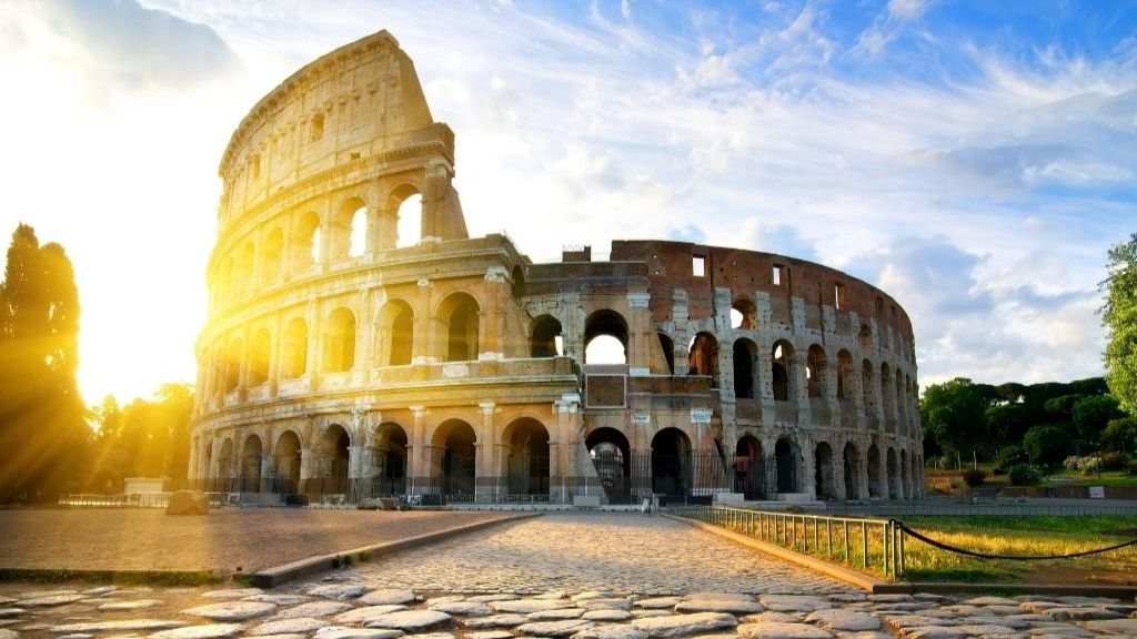 Đấu trường La Mã nổi tiếng của Roma