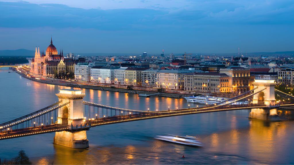Cầu Chain Bridge