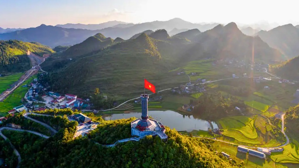 Cột cờ Lũng Cú Hà Giang chốn thiêng liêng của tổ quốc