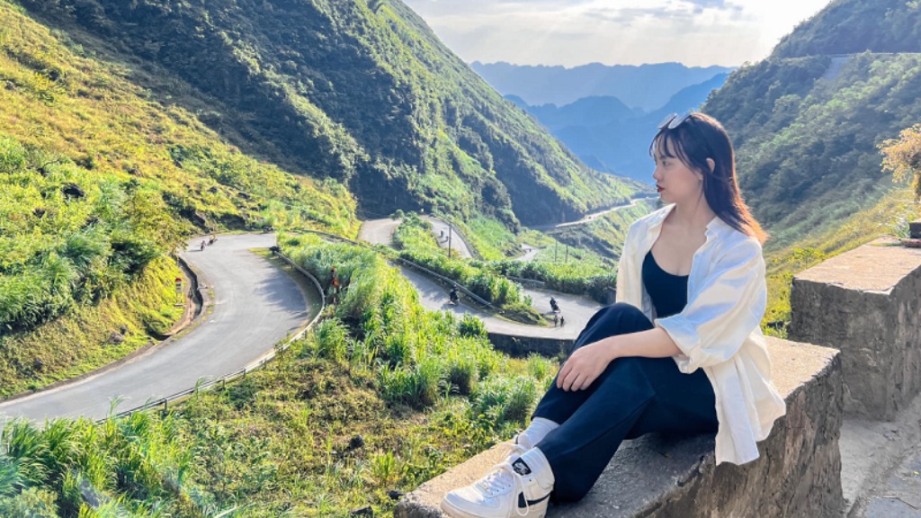 Đèo Mã Pì Lèng đoạn đẹp nhất trên con đường mang tên  Đường Hạnh phúc