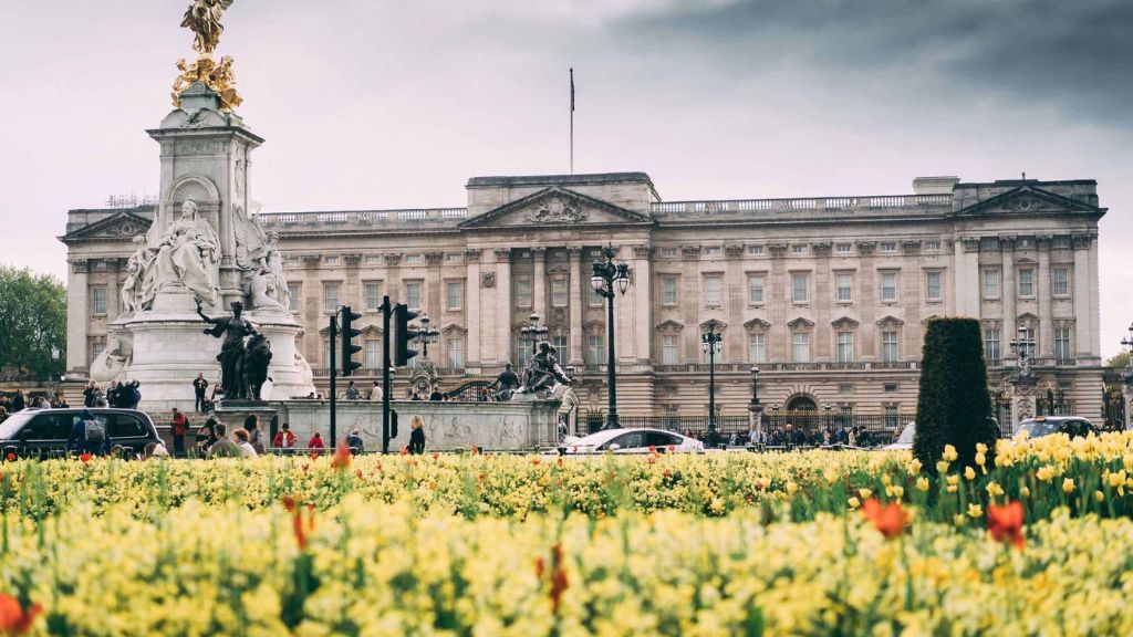 Chiêm ngưỡng Cung điện Buckingham Palace