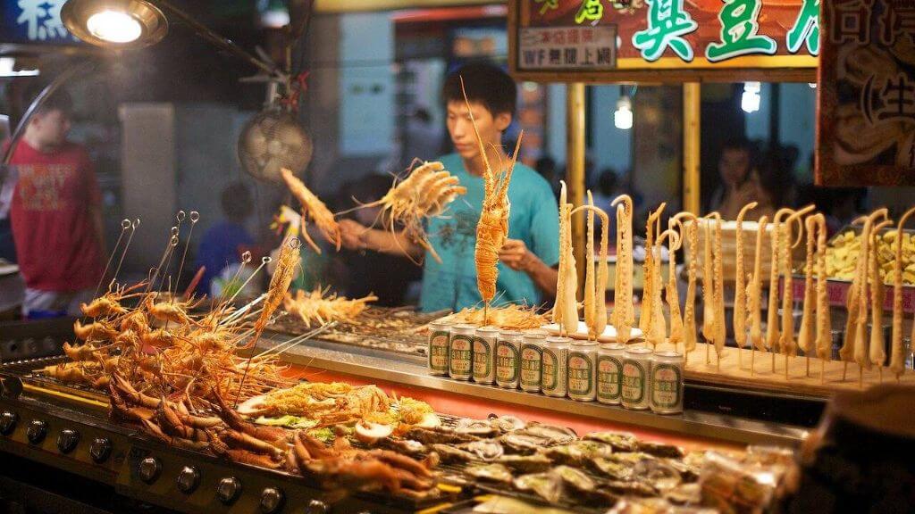 Thưởng thức ẩm thực đường phố Đài Loan