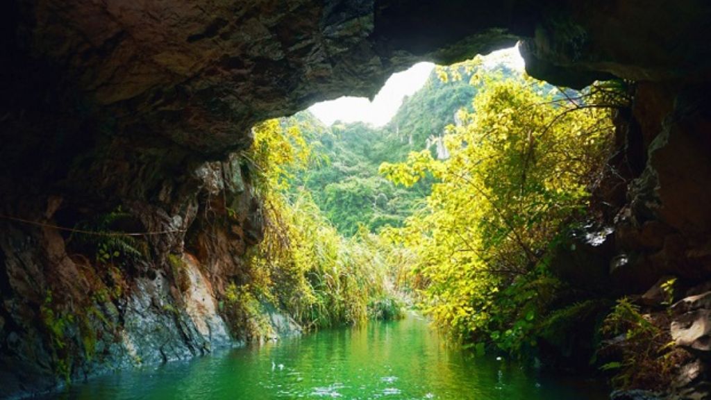 Tham quan Hang Sáng - hang động độc đáo nhất tại Việt Nam