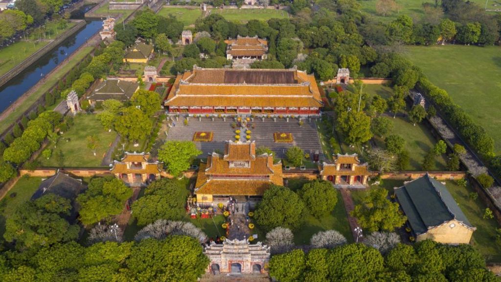 Đại Nội Huế khi nhìn từ trên cao