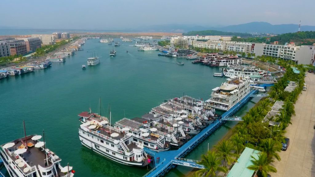 Bến cảng tàu Tuần Châu