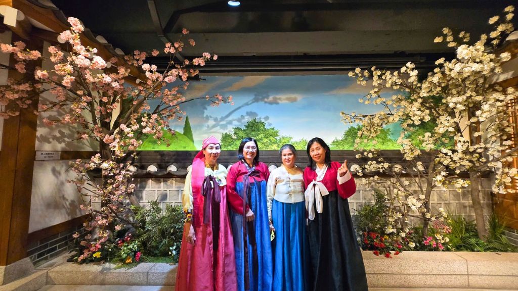 Trải nghiệm mặc hanbok Hàn Quốc