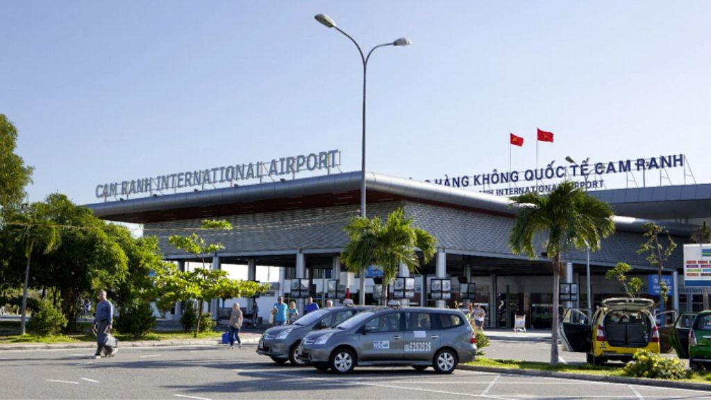 Xe đón khách đi tour Nha Trang trọn gói tại sân bay Cam Ranh