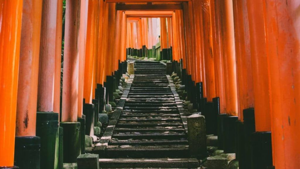 Con đường check in hot tại đền Fushimi Inari