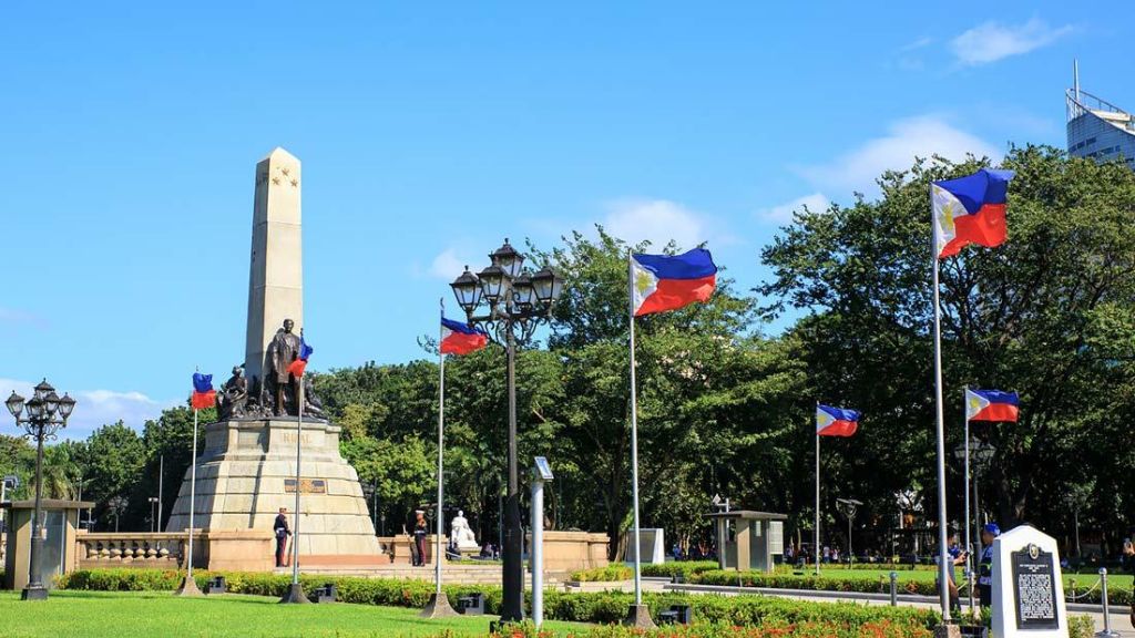 Tham quan công viên Rizal