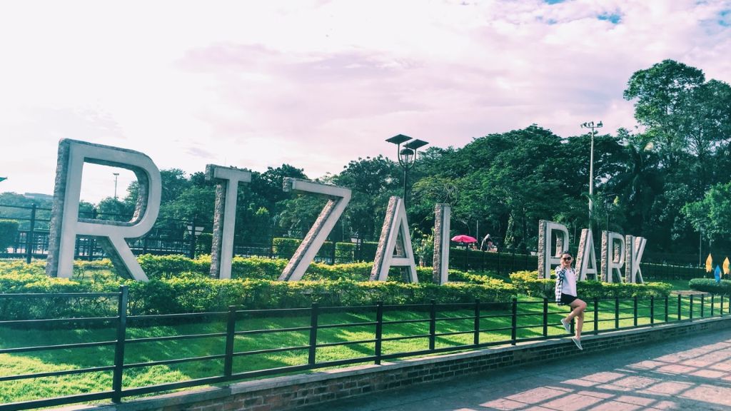 Check in tại công viên Rizal