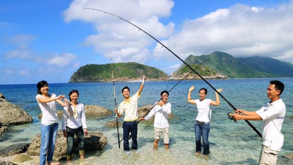 Tham gia câu cá cùng ngư dân bản địa