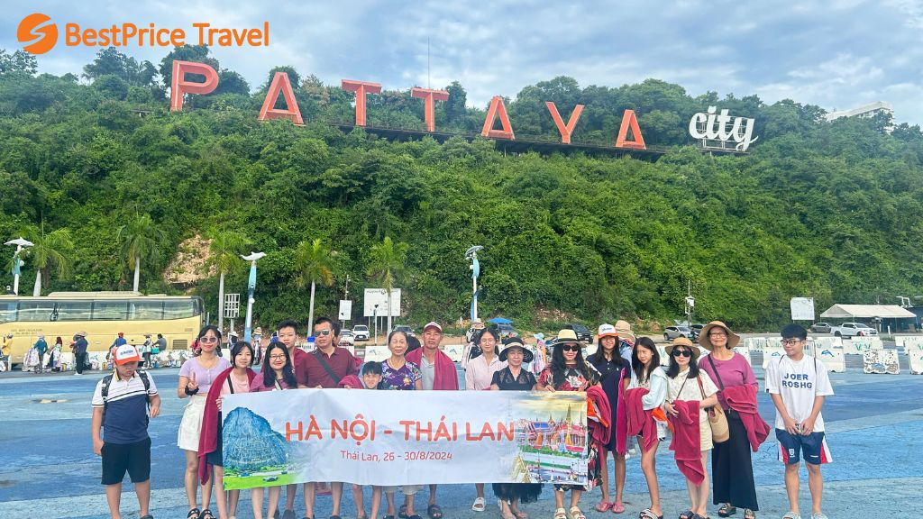 Đoàn tham quan đảo Coral   Pattaya