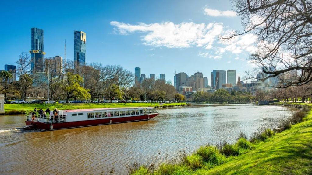 Yarra River chia cắt Melbourne thành hai nửa