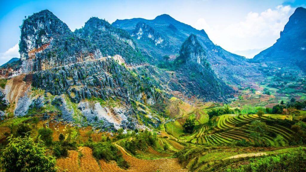 Vẻ đẹp hùng vĩ của Cao nguyên đá Đồng Văn