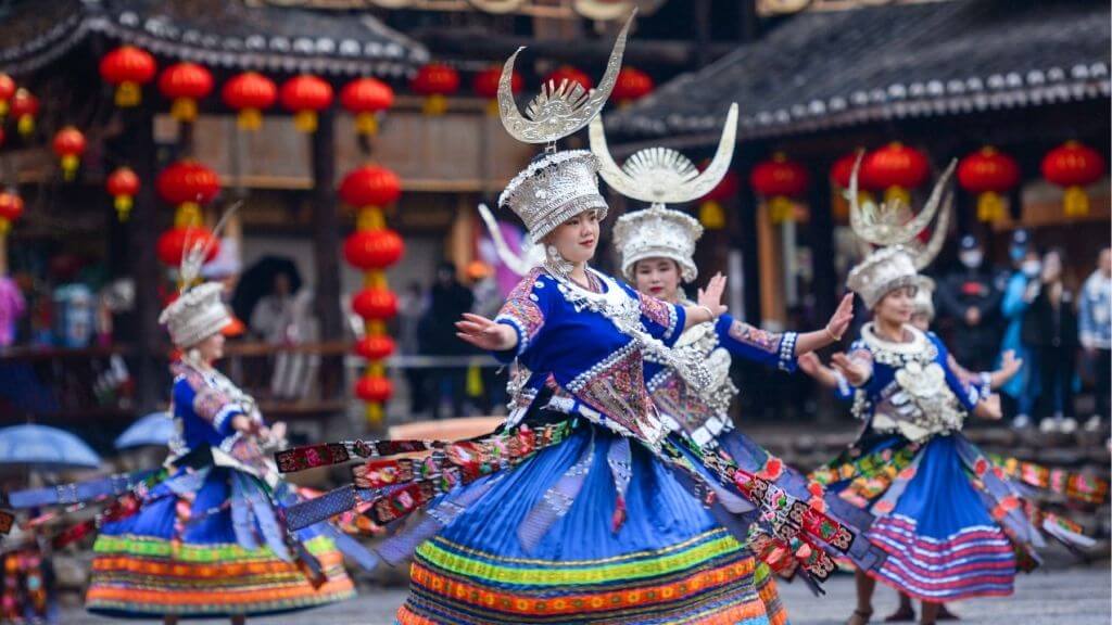 Vũ điệu truyền thống thể hiện nét đẹp văn hóa người Miêu