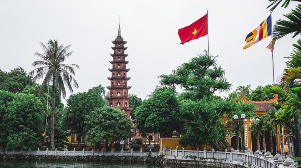 Chùa Trấn Quốc   Biểu tượng tâm linh & văn hóa của thủ dô Hà Nội