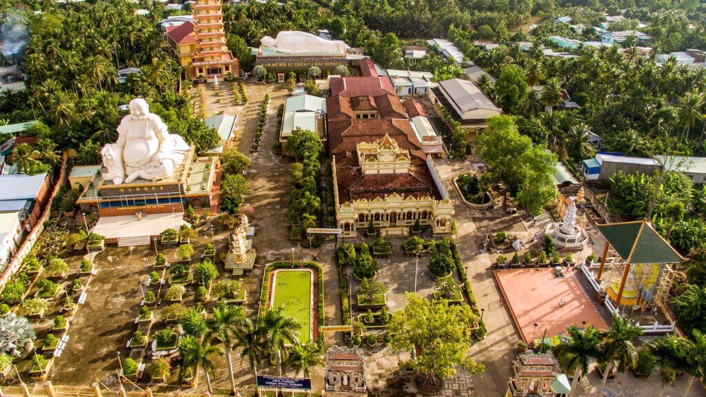 Chùa Vĩnh Tràng nhìn từ trên cao