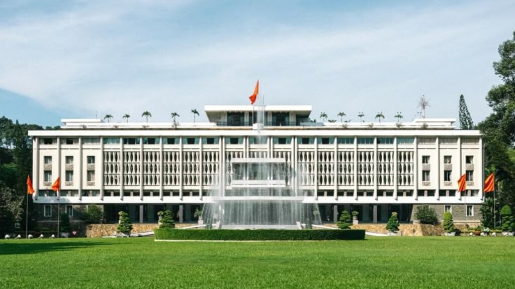 Dinh Độc Lập – biểu tượng lịch sử thiêng liêng, gợi nhắc thời khắc hào hùng dân tộc