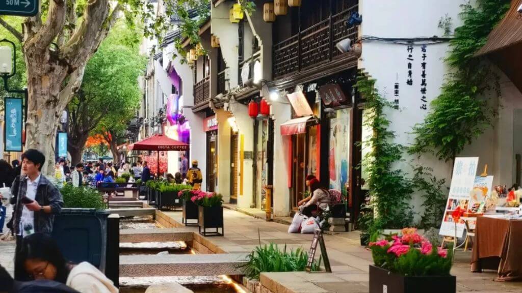 Không khí tấp nập tại Thanh Phường Hà