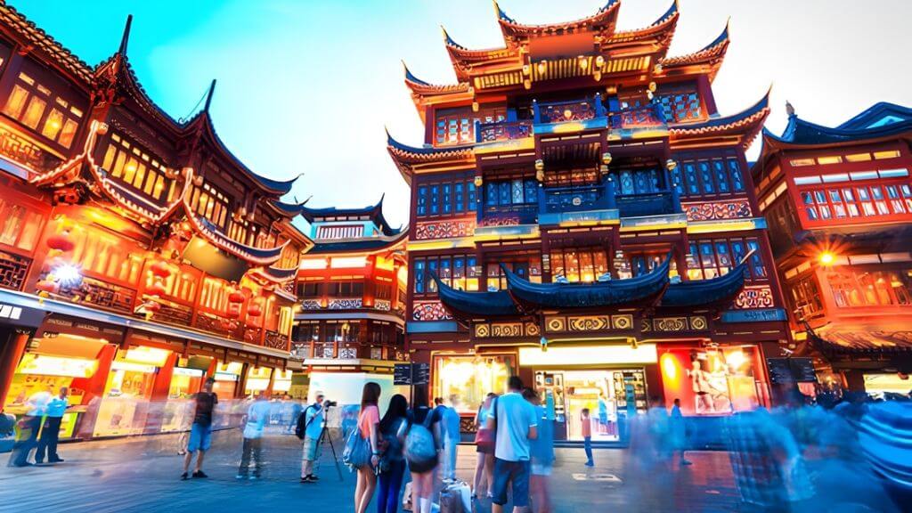 Thưởng thức ẩm thực buổi tối tại khu phố Miếu Thành Hoàng