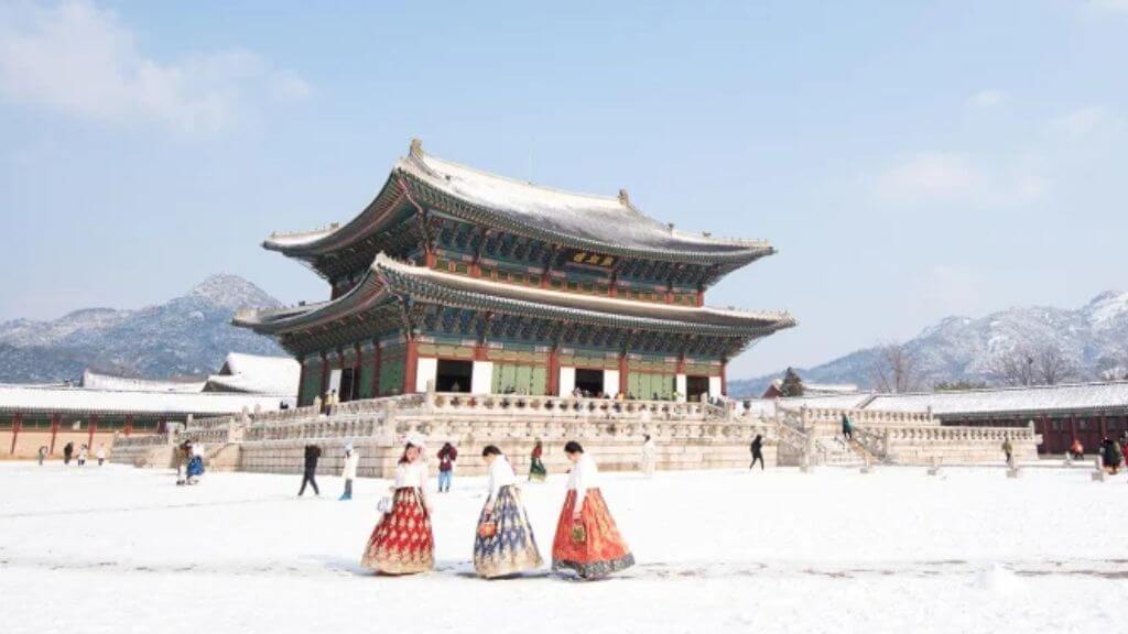 Tour Hàn Quốc Mùa Đông 2025: HCM - Seoul - Đảo Nami - Rừng Seoul 5N4Đ (Vietjet Air)