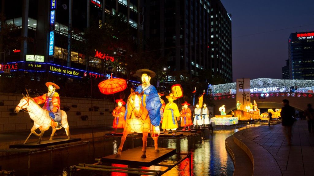 Lễ hội lồng đèn tại sông Cheonggyecheon