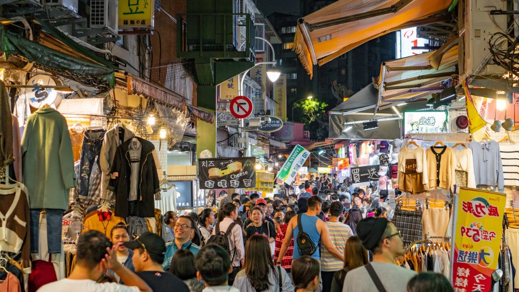 Chợ đêm Sĩ Lâm nhộn nhịp