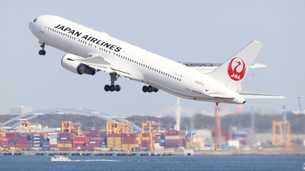 Trải nghiệm hàng không 5 sao Japan Airlines