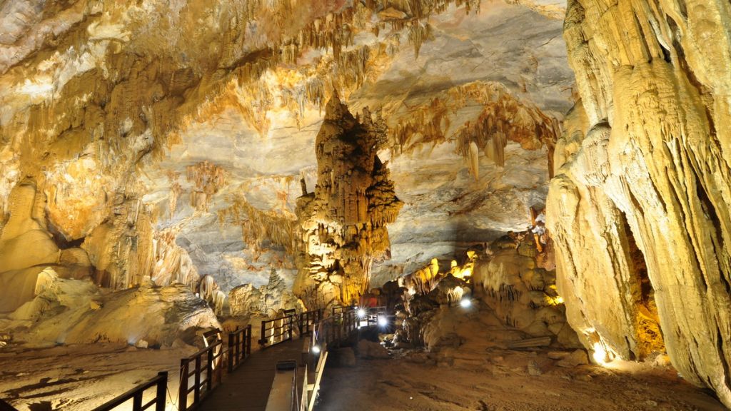Tour Động Thiên Đường 1 ngày
