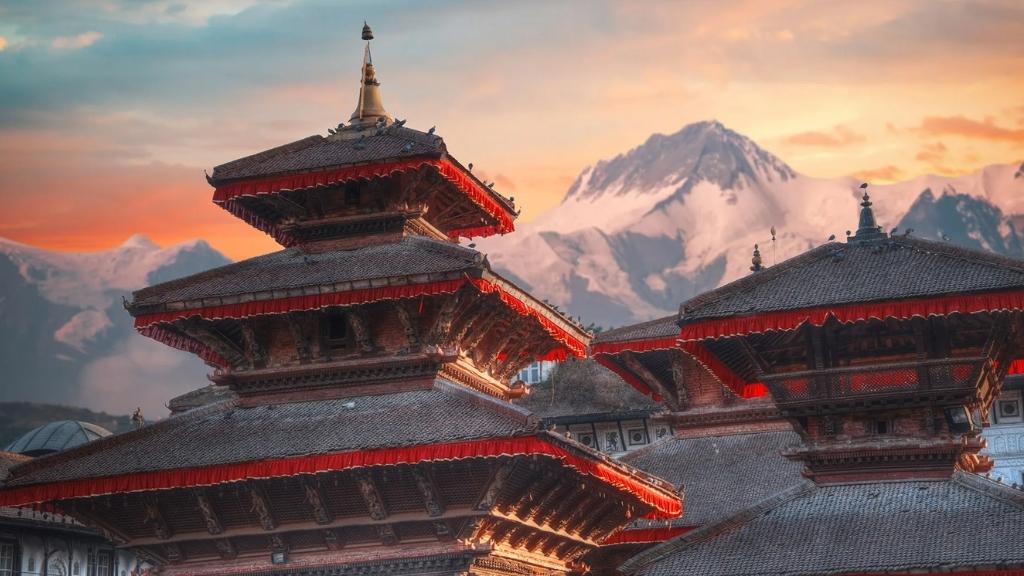 Thủ đô Kathmandu bên dãy Himalayas hùng vỹ