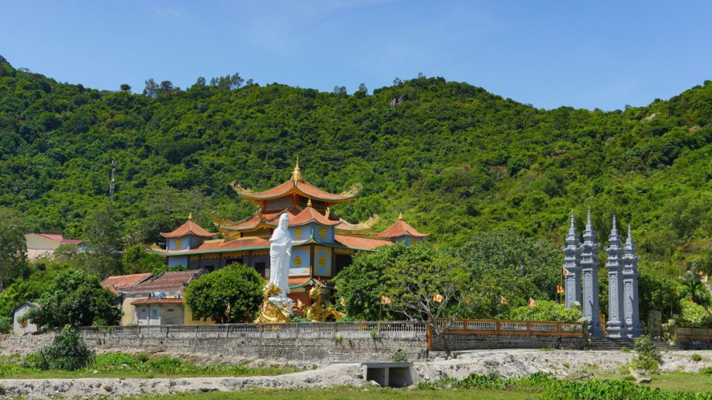 Chùa Hải Tạng - ngôi chùa mang phong cách cổ xưa