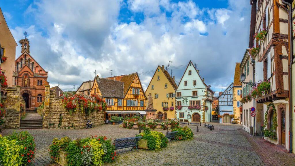 Vẻ đẹp huyền ảo của làng Eguisheim