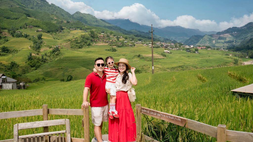 Du khách check in tour Hà Nội   Hà Giang   Sapa dịp lễ 30 4