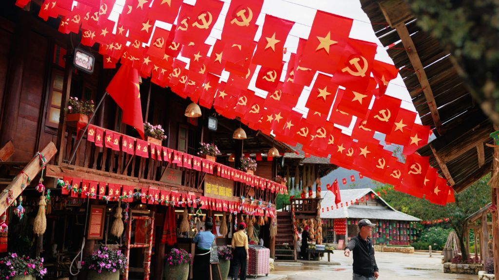 Sun World Fansipan Legend trang trí dịp lễ 30 4