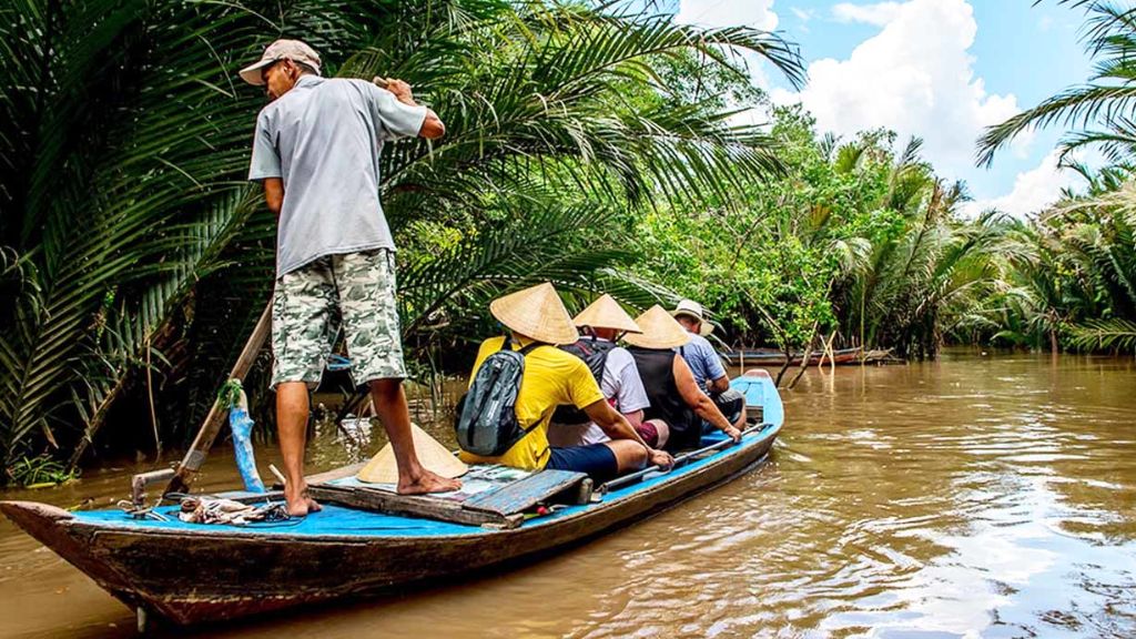 Du lịch Cù Lao Thới - ngồi thuyền ngắm cảnh