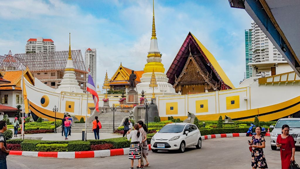 Toàn cảnh chùa Thuyền Wat Yannawa