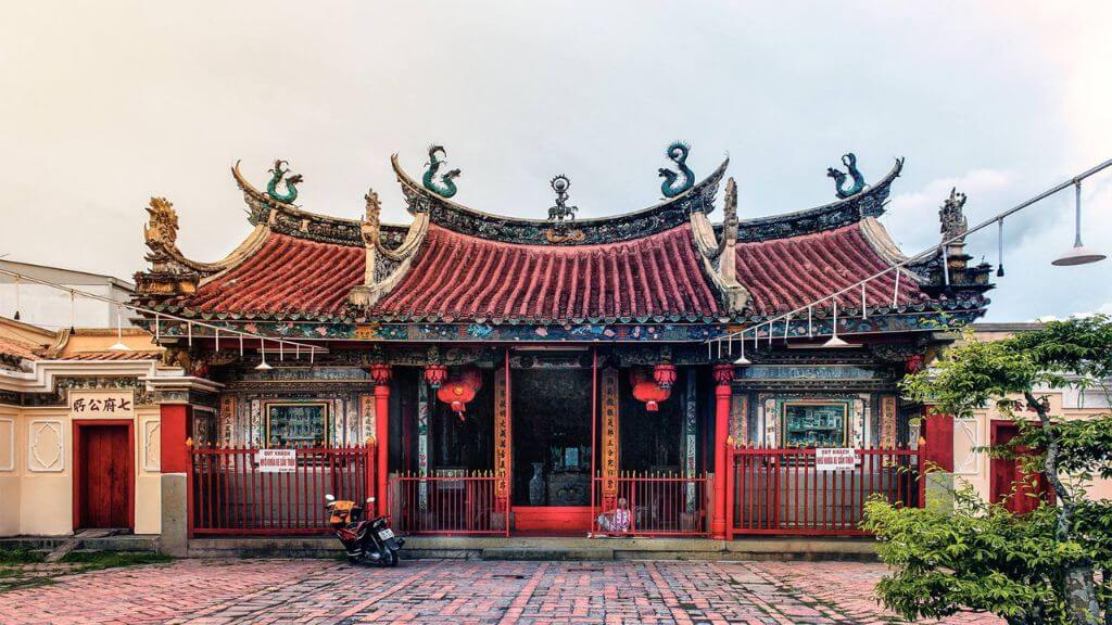 Tham quan Chùa Ông   Cần Thơ