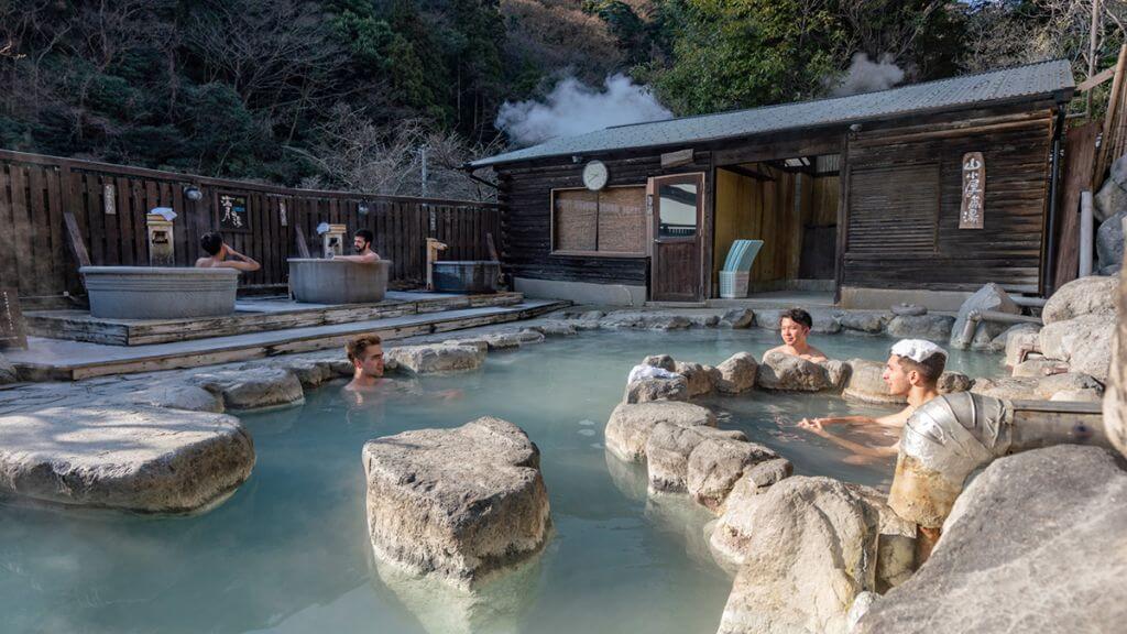Trải nghiệm tắm Onsen Nhật Bản