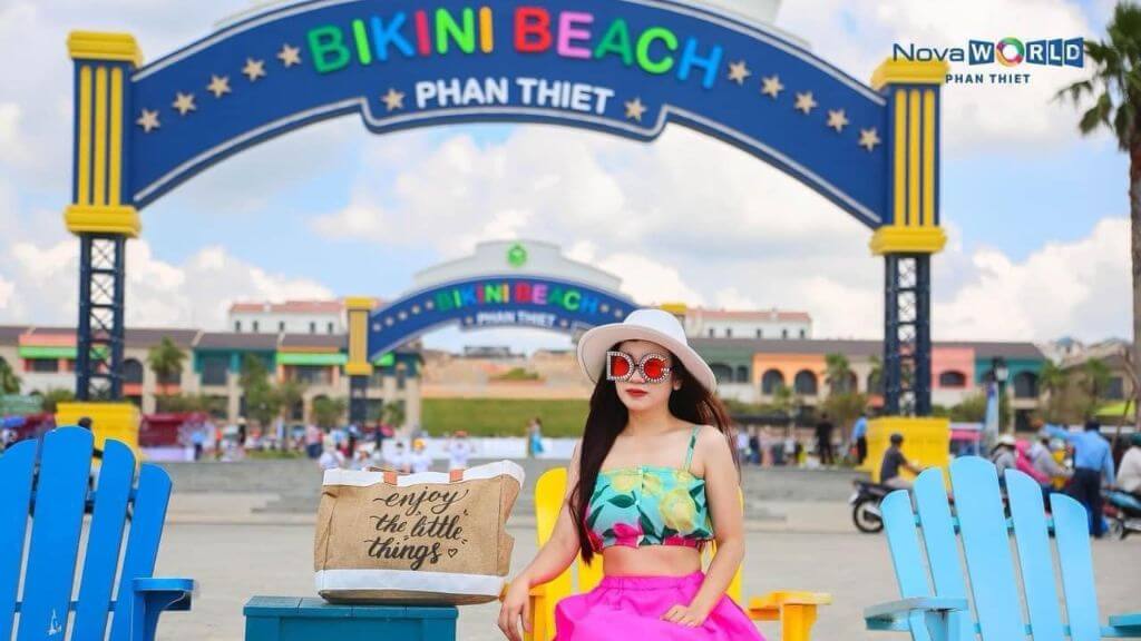 Bikini Beach Novaland - công viên bãi biển tọa lạc tại siêu thành phố biển Novaworld Phan Thiết