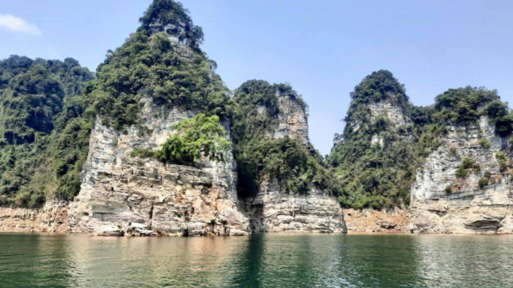 Khám phá tại hồ Na Hang