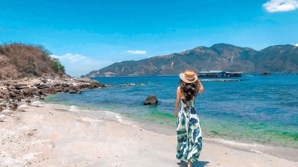 Check in vịnh san hô