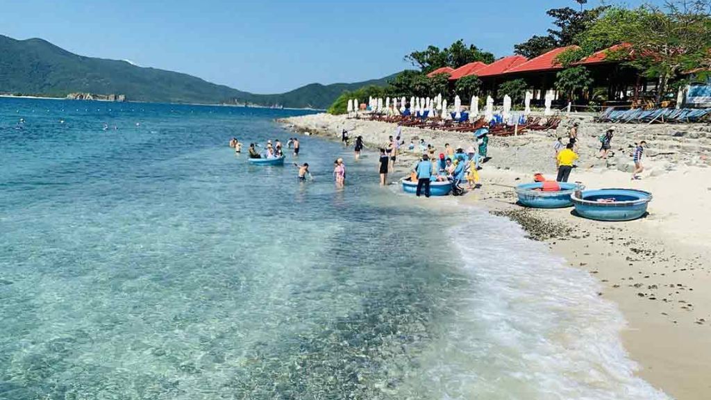Khung cảnh tại Bãi Tranh