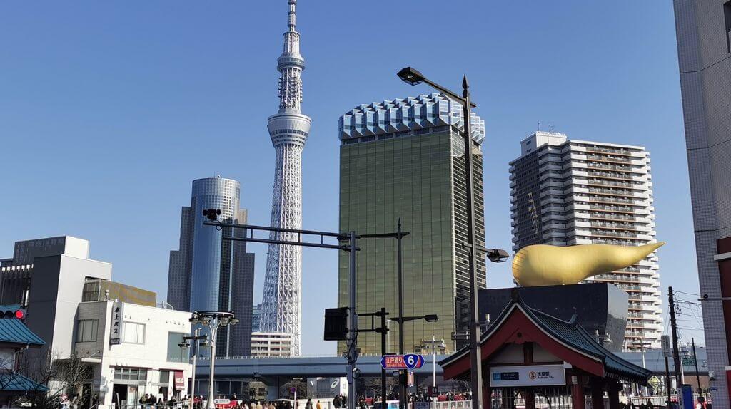 Đoàn check in tại tháp truyền hình Tokyo Sky Tree niềm tự hào của Nhật Bản