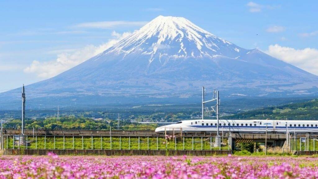 Trải nghiệm tàu cao tốc Shinkansen