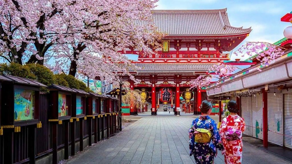 Một góc cổ kính tại Chùa cổ Asakusa Kannon