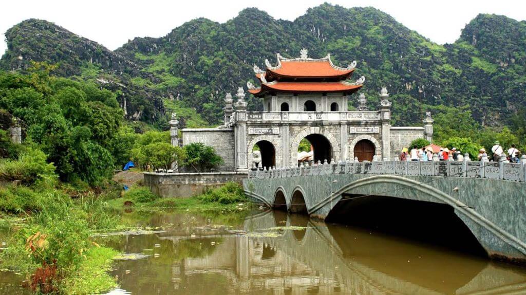 Cố đô Hoa Lư