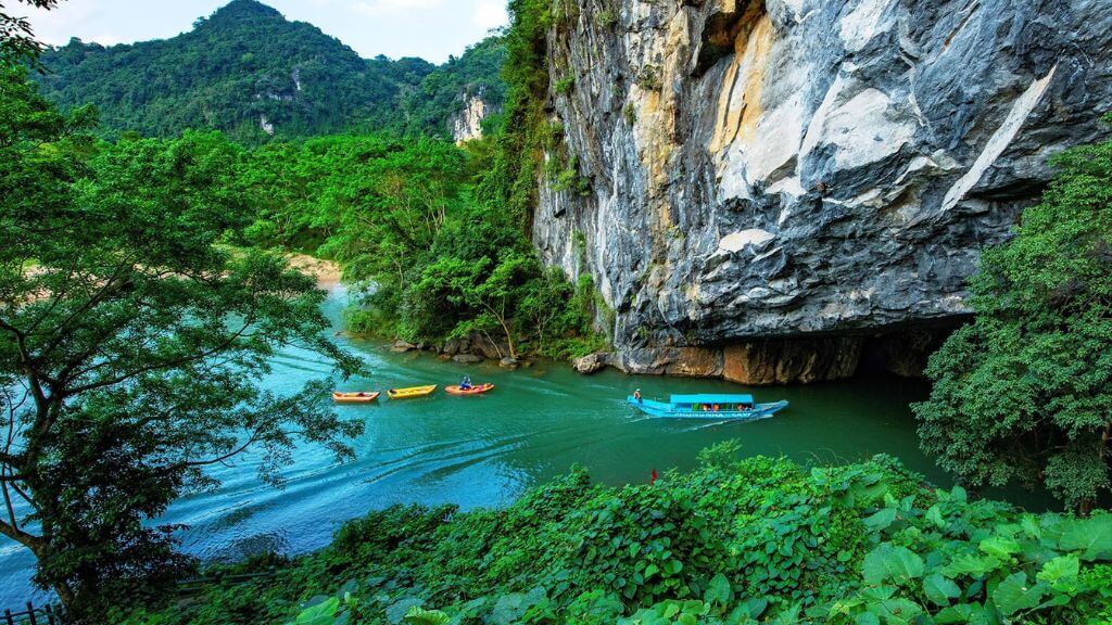 Ngắm nhìn sông Chảy từ trên cao